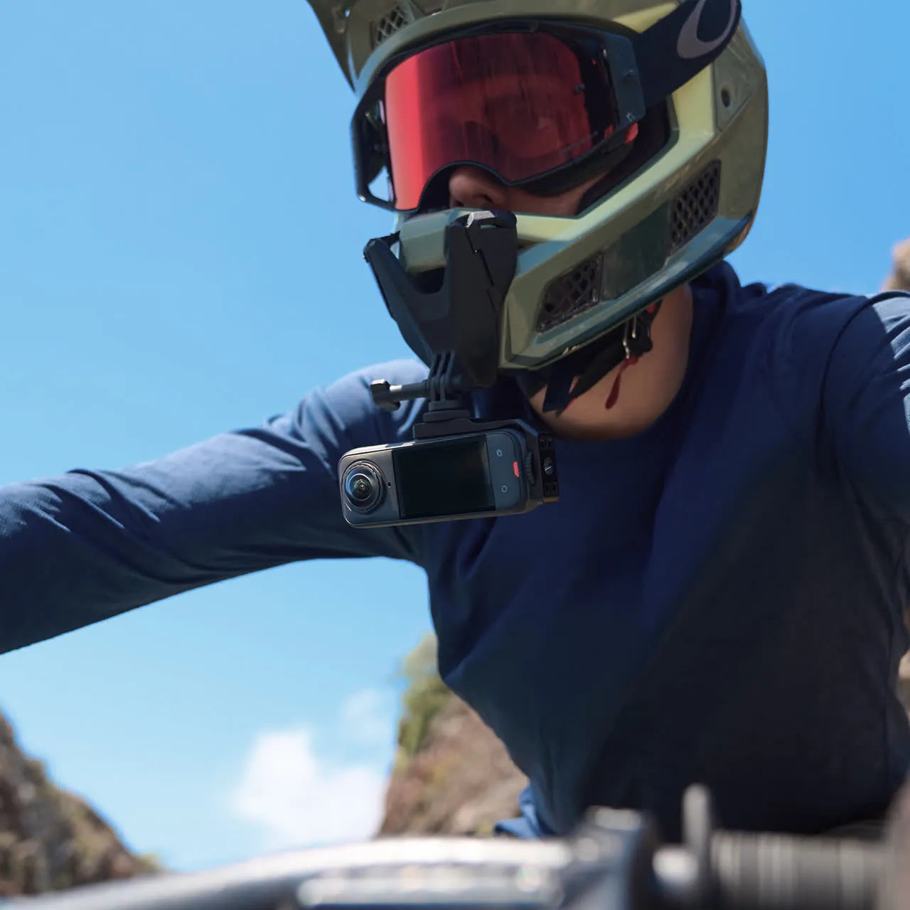 Insta360 X5
