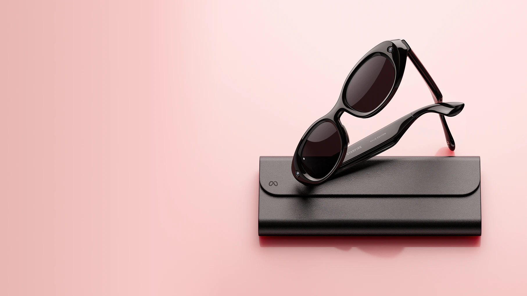 Meta Kylie Edition AI Glasses - (F) Classic Black - (L) Clear to Grey Transitions - (Standard)