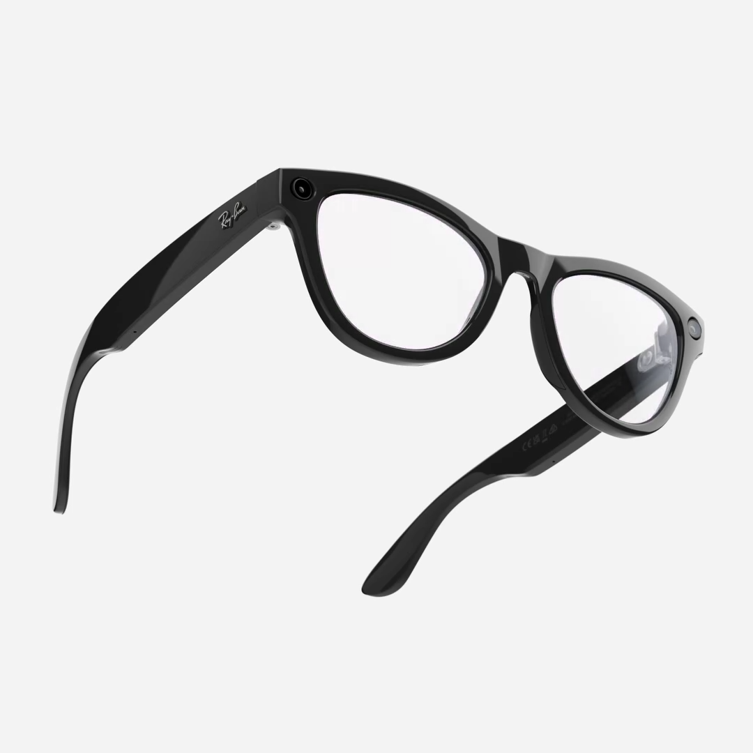 Ray-Ban Meta Skyler Gen 1 - (F) Shiny Black - (L) Clear to Amethyst Transitions - (Standard)