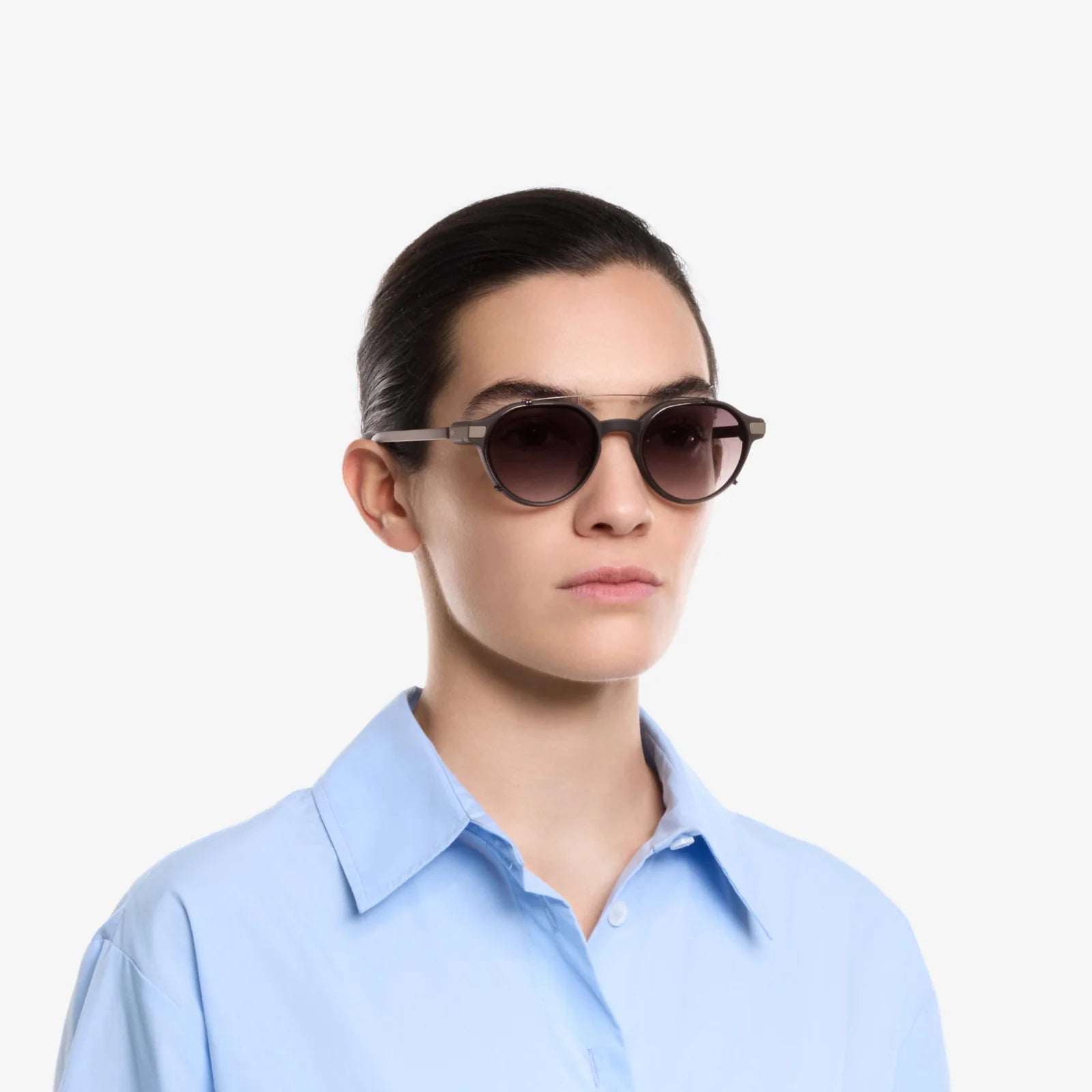 Even G2 A Clip & Pouch - Brown