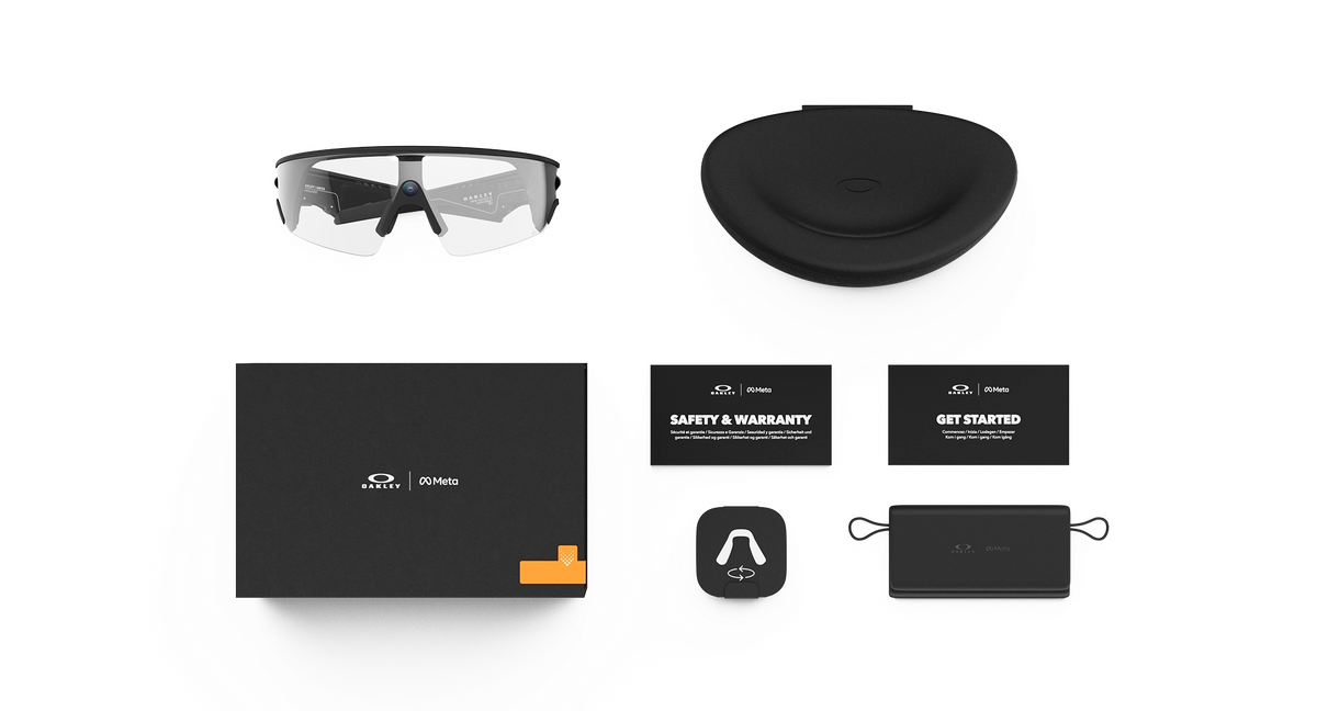 Oakley Meta Vanguard - Meta official Oakley Meta Vanguard Black Clear Lens - view 4 of 4 - source 1063331366550936