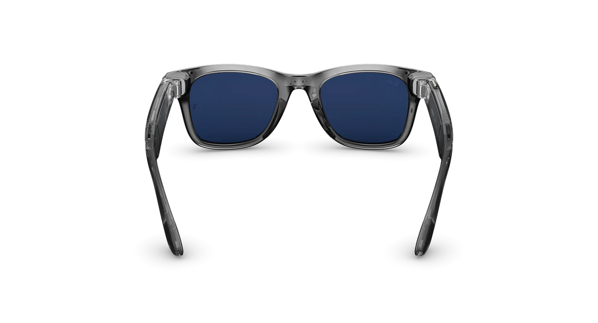 Ray-Ban Meta Wayfarer Gen 2 - Meta official image 2173213390180303 - SK-1001846-01 view 4 of 5