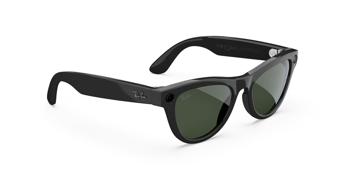 Ray-Ban Meta Skyler Gen 2 - Meta official Ray-Ban Meta Skyler (Gen 2) Shiny Black Transitions® Graphite Green Lenses - view 2 of 4 - source 744604411682068